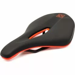 Nukeproof Horizon Enduro Saddle -Sadler og sadelpinde Salg Nukeproof Horizon Enduro Saddle Black Red 02
